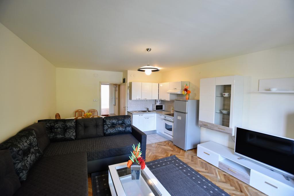 Dobranic Apartamento *